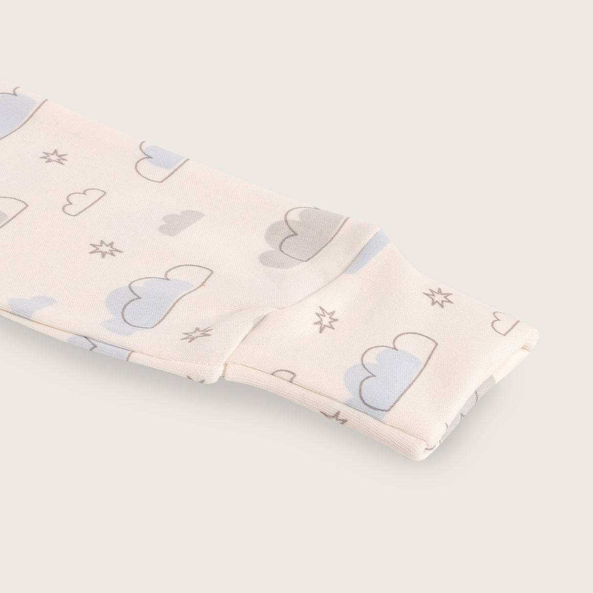 Pantalón nubes celeste pretina ancha