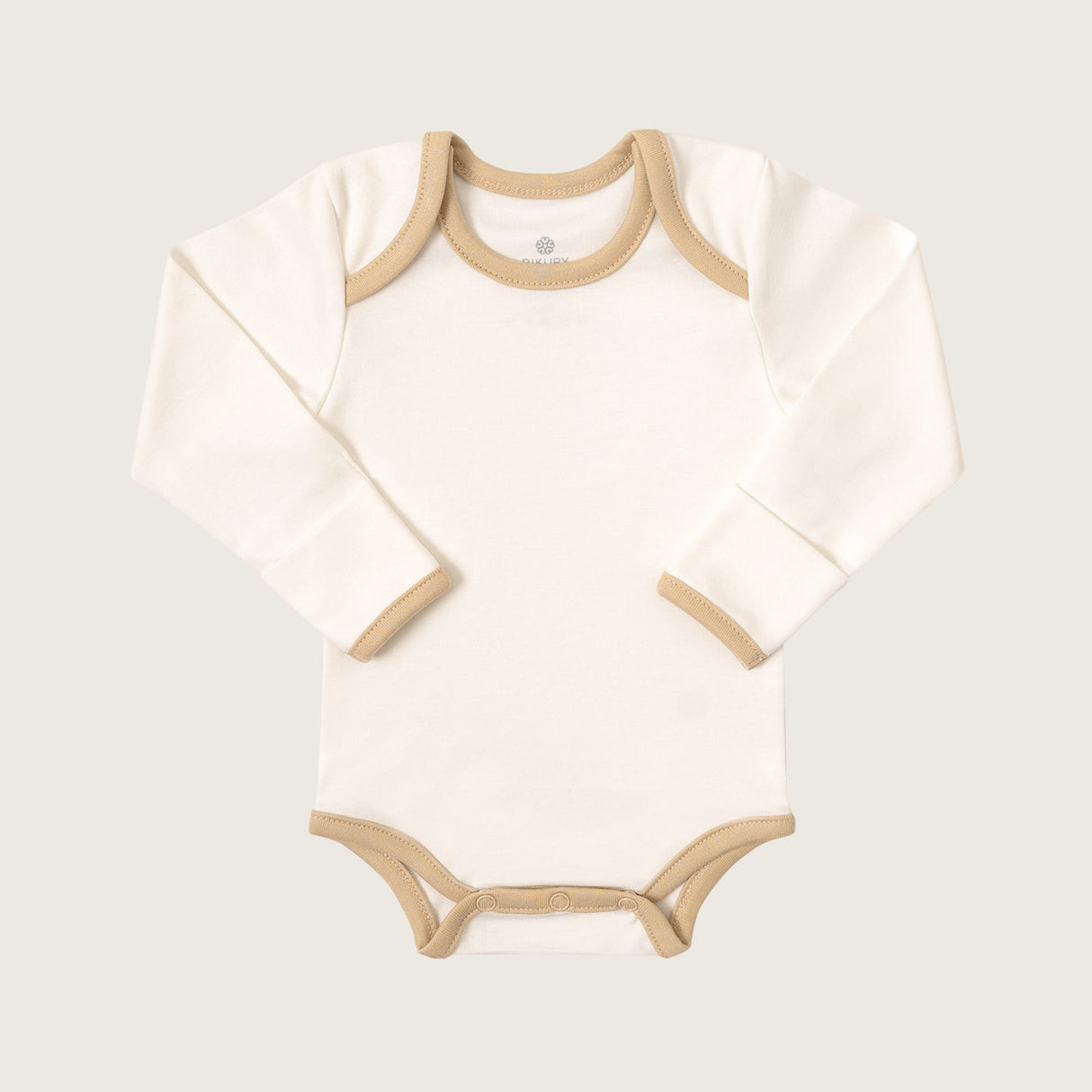 AJUA2RNTT Ajuar Orgánico collareta Beige 6 piezas S/. 319 Ajuar orgánico Ajuares Rikury Rikury