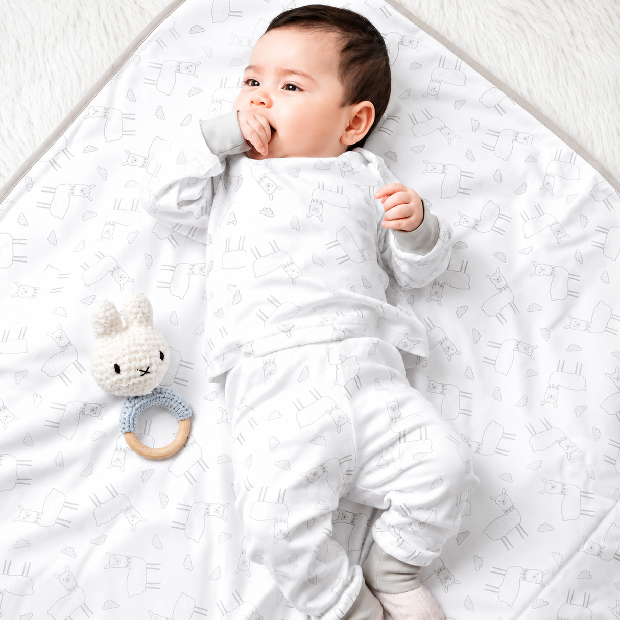 Pijama Bebé Llamita Gris | Algodón Pima Premium