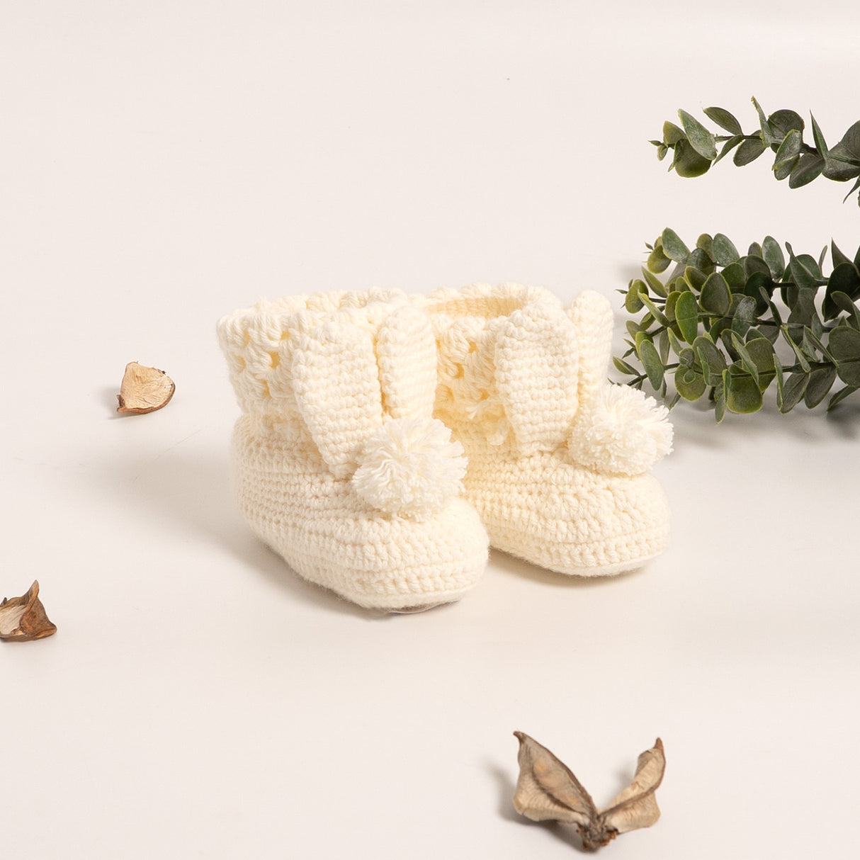 Botita tejida conejito