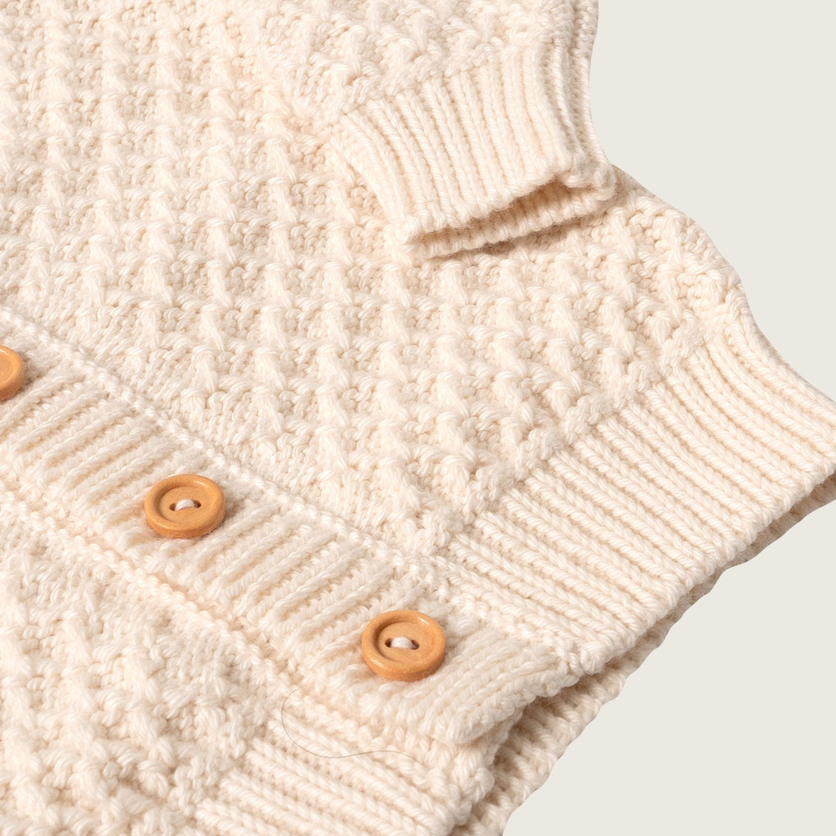 PACK13MOI24 Pack tejido 3 piezas Ivory S/. 199 Chompa cardigan Baby Boy Rikury Rikury