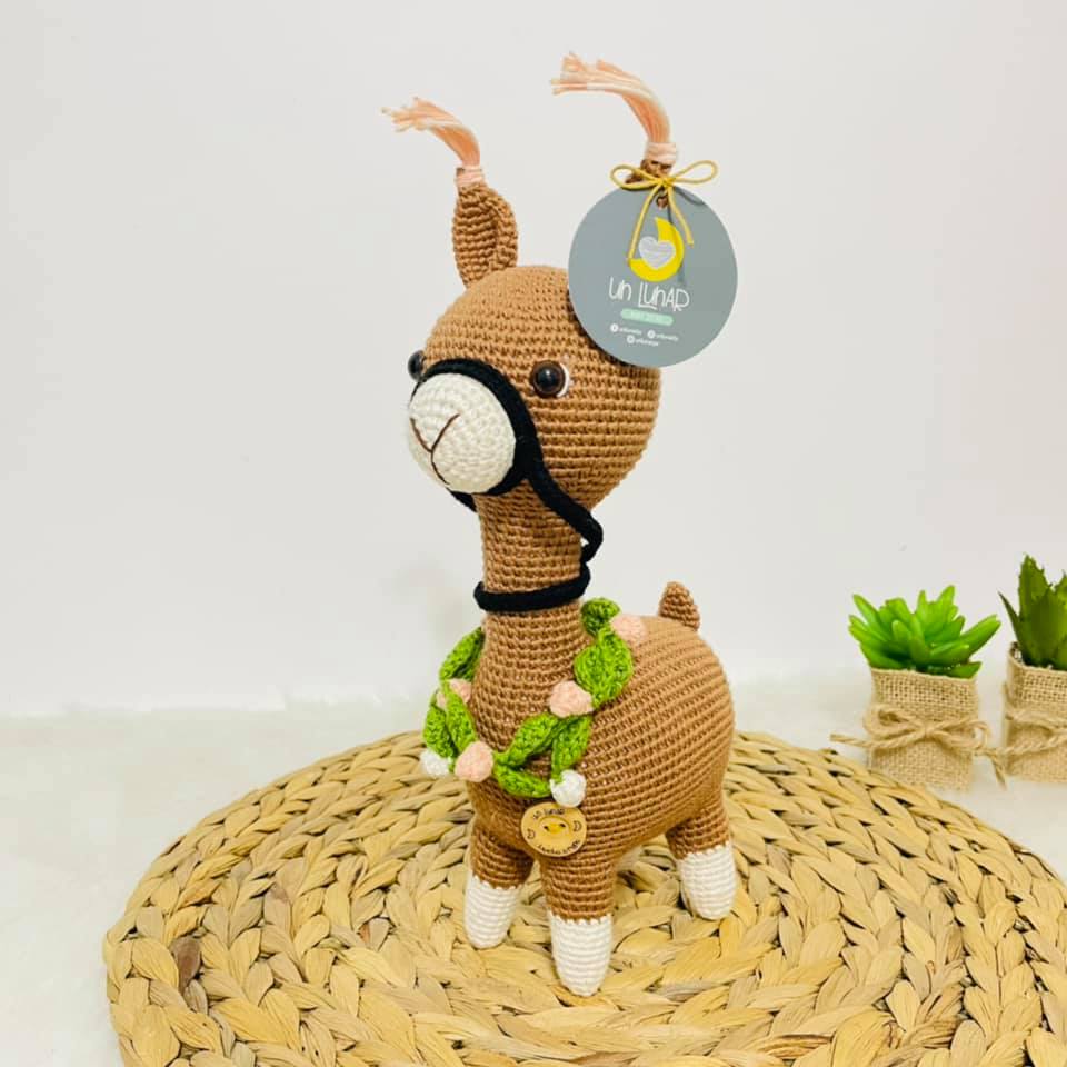 Llamita de apego marrón