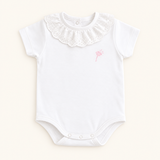 Body broderie blanco algodón Pima para bebé niña – vista frontal completa, Rikury