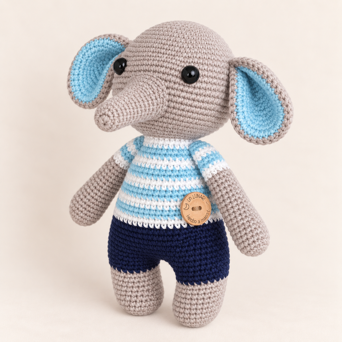 Muñeco de apego con forma de elefante, tejido a mano.