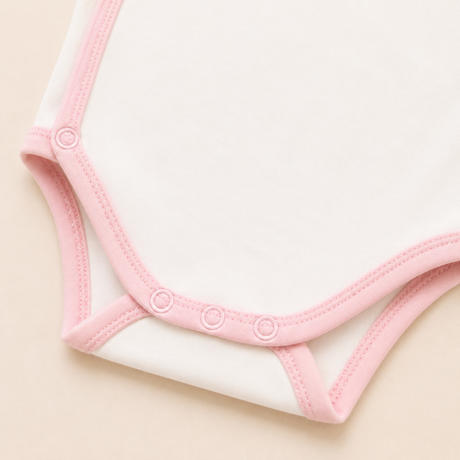 Body cruzado kimono bebé con broches sin níquel — algodón Pima peruano | Rikury Baby