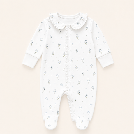 Vista completa del enterizo plano Enterizo Floral bebé niña — vista completa estampado floral delicado algodón Pima peruano | Rikury Baby