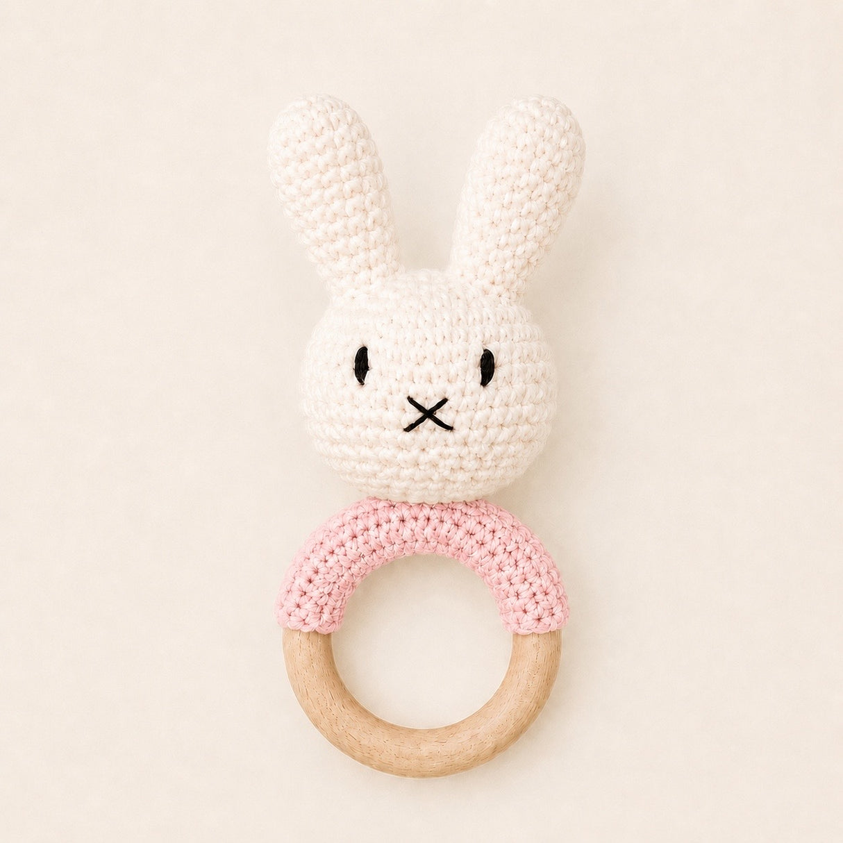 Sonajero mordedor conejito Miffy Ivory