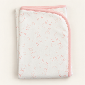 Manta Llamita Rosa bebé doblada — estampado llamitas algodón Pima peruano cara exterior | Rikury Baby