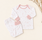 Pijama Llamita Rosa bebé 2 piezas — polo manga larga y pantalón estampado llamitas algodón Pima | Rikury Baby