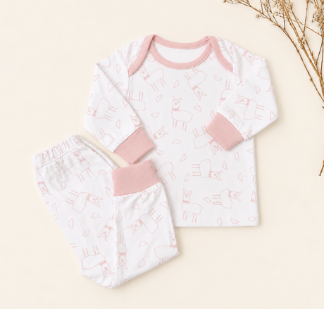 Pijama Llamita Rosa bebé 2 piezas — polo manga larga y pantalón estampado llamitas algodón Pima | Rikury Baby
